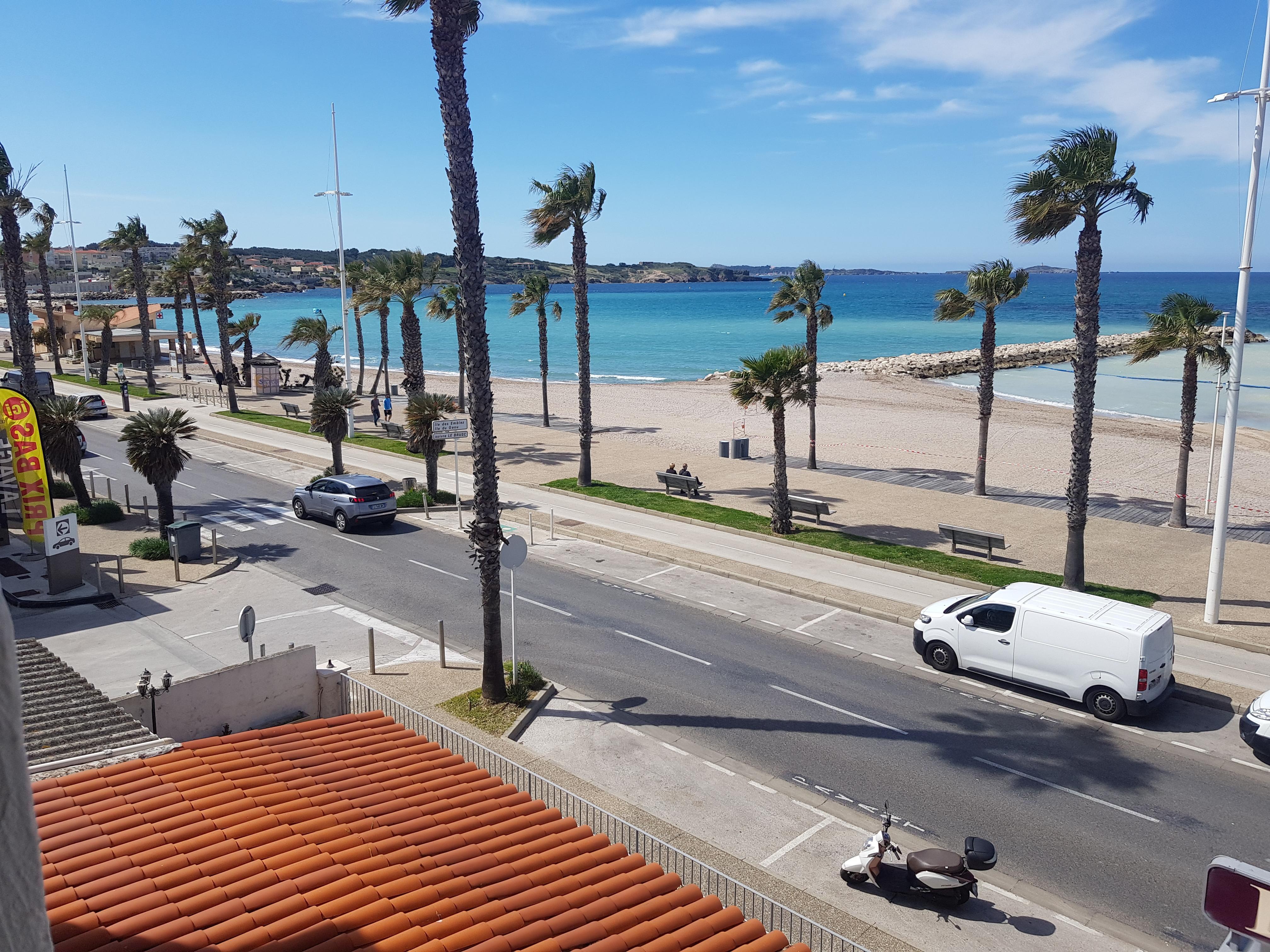 Hotel Bel Azur Six-Fours-les-Plages Exterior photo